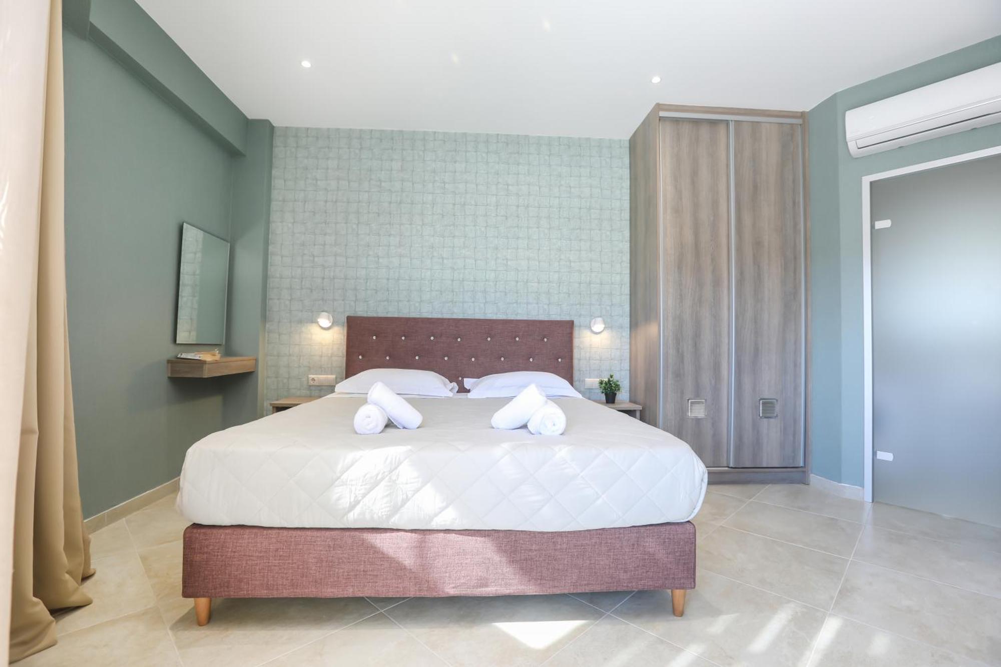 Corfu Gold Luxury Suites Mpenitses Eksteriør billede